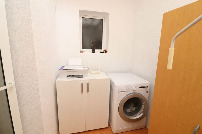 Image No.19-2 Bed Property for sale