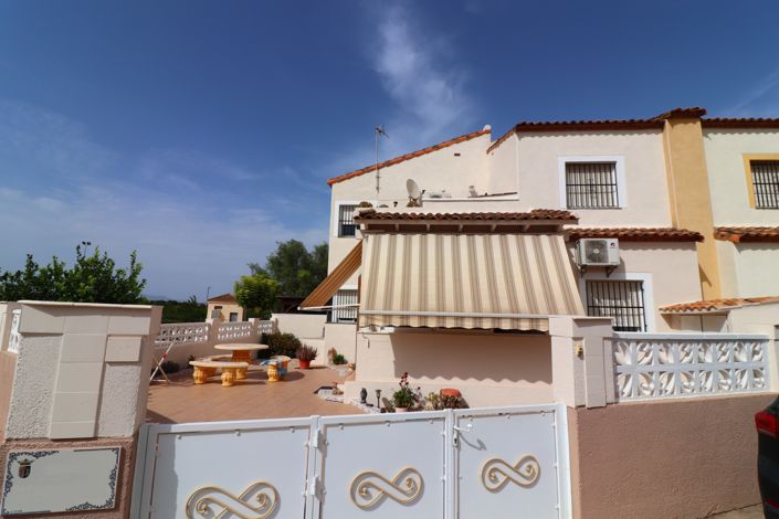 Image No.22-2 Bed Property for sale