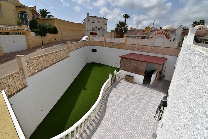 Image No.19-2 Bed Bungalow for sale