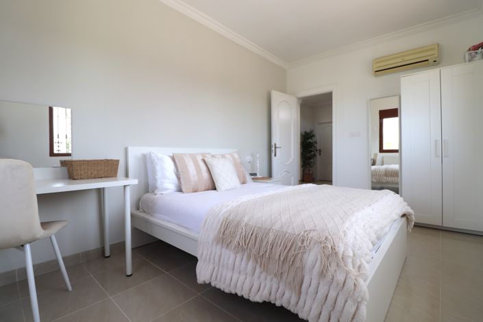 Image No.17-6 Bed Villa for sale