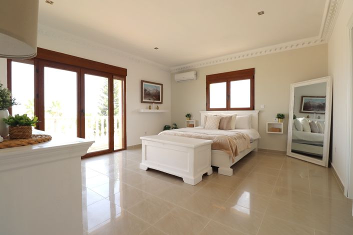 Image No.25-6 Bed Villa for sale