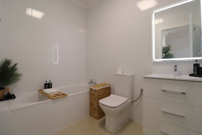 Image No.31-6 Bed Villa for sale