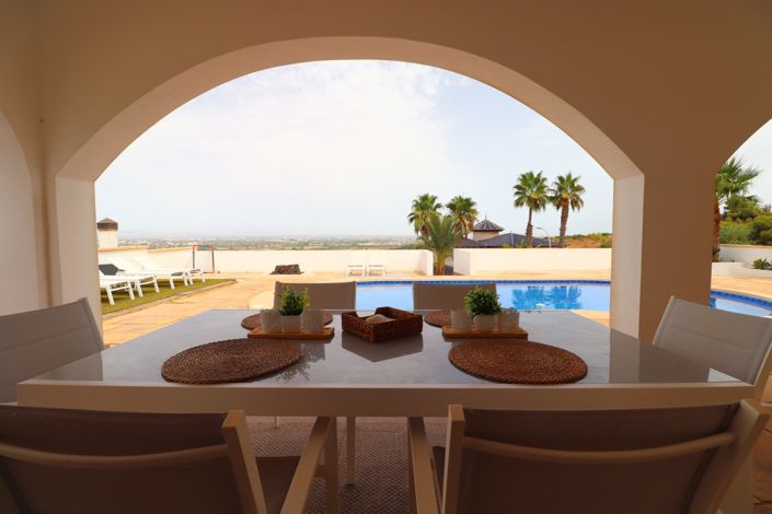 Image No.38-6 Bed Villa for sale