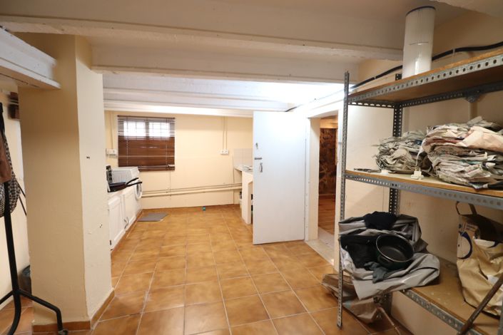 Image No.21-4 Bed Country Property for sale