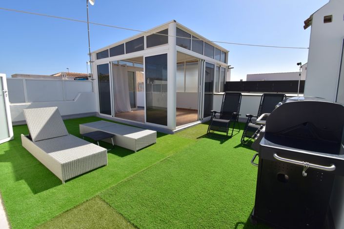 Image No.14-2 Bed Property for sale