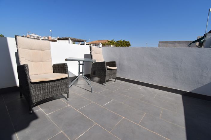 Image No.16-2 Bed Property for sale