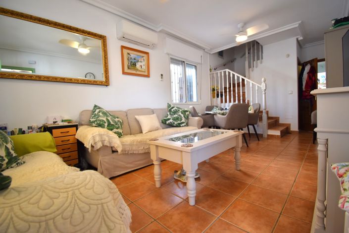 Image No.3-Villa de 3 chambres à vendre à Orihuela Costa