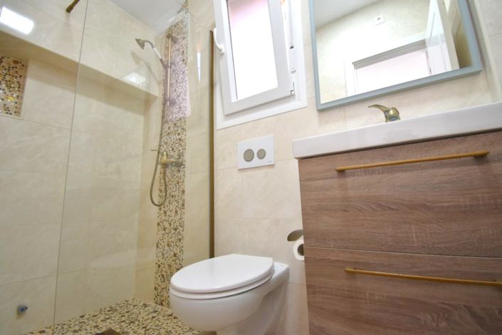 Image No.9-3 Bed Villa for sale