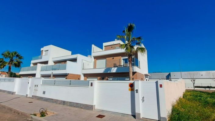 Image No.21-3 Bed Villa for sale