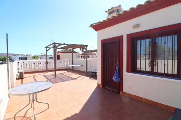 Image No.20-2 Bed Property for sale