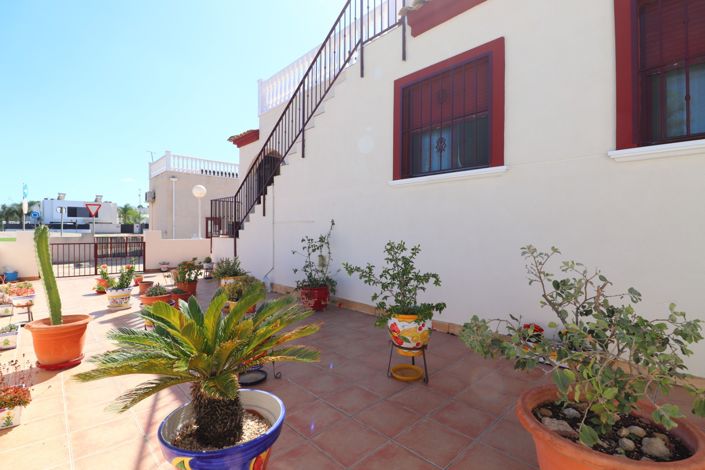 Image No.23-2 Bed Property for sale