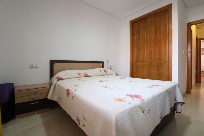 Image No.12-2 Bed Apartment for sale
