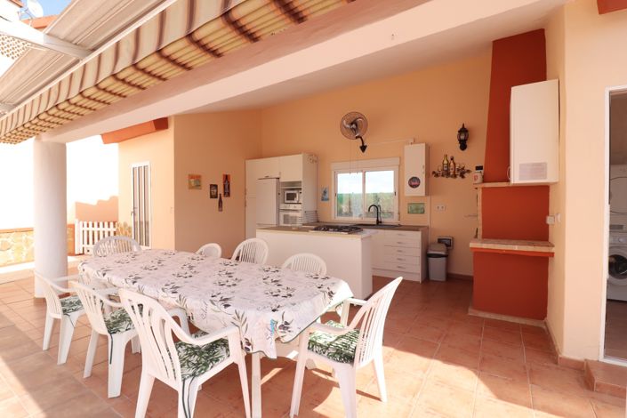 Image No.22-3 Bed Country Property for sale