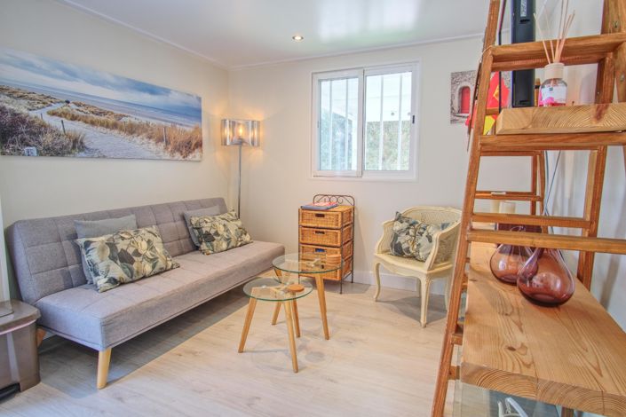 Image No.35-3 Bed Property for sale