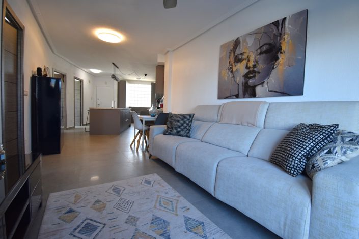 Image No.2-4 Bed Apartment for sale