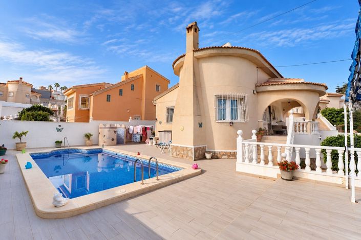Image No.27-3 Bed Villa for sale