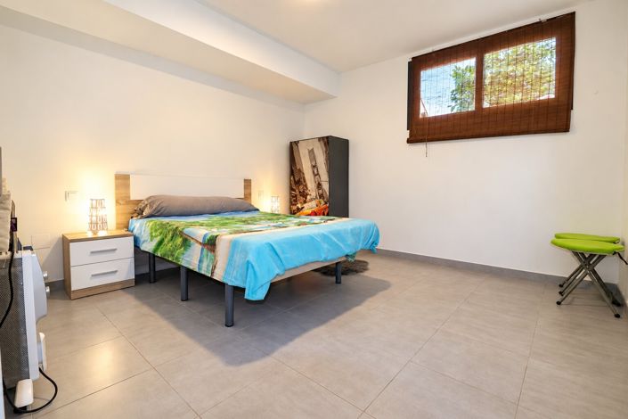 Image No.21-3 Bed Townhouse for sale
