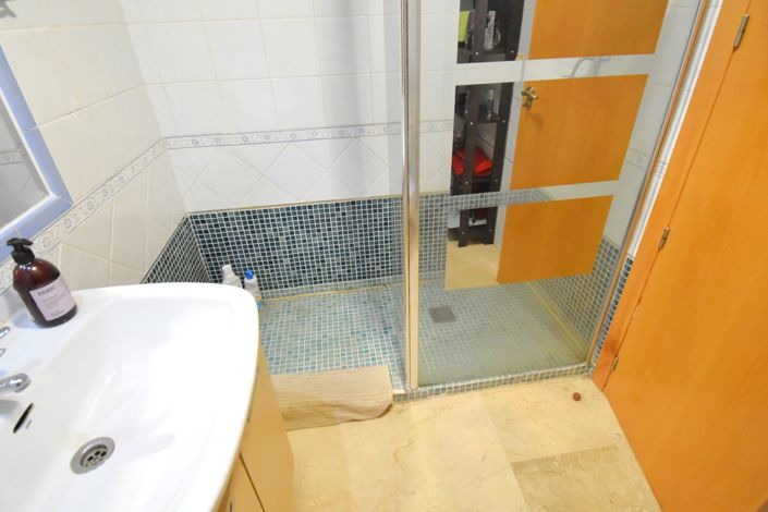 Image No.9-2 Bed Apartment for sale