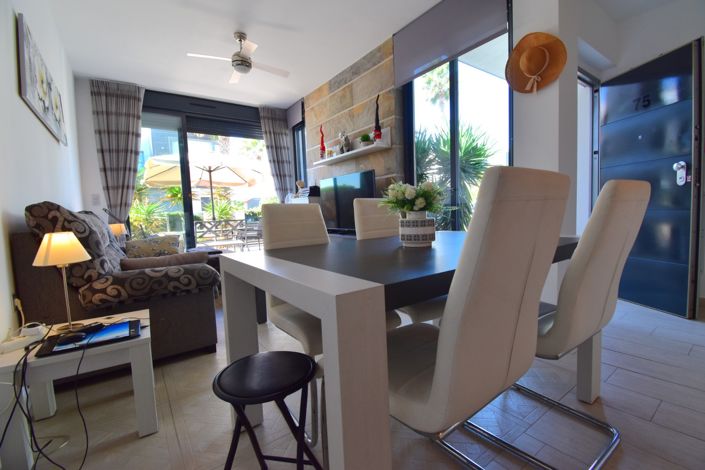 Image No.6-3 Bed Property for sale