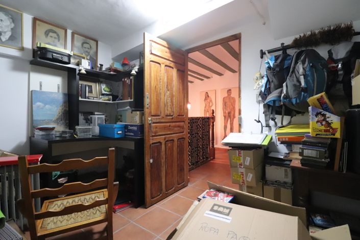 Image No.19-3 Bed Townhouse for sale