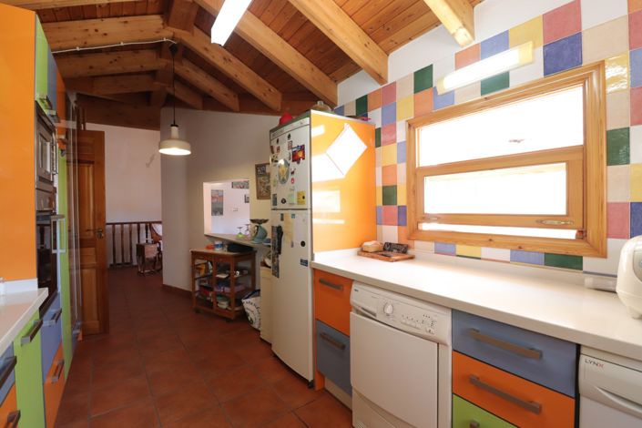 Image No.23-3 Bed Townhouse for sale