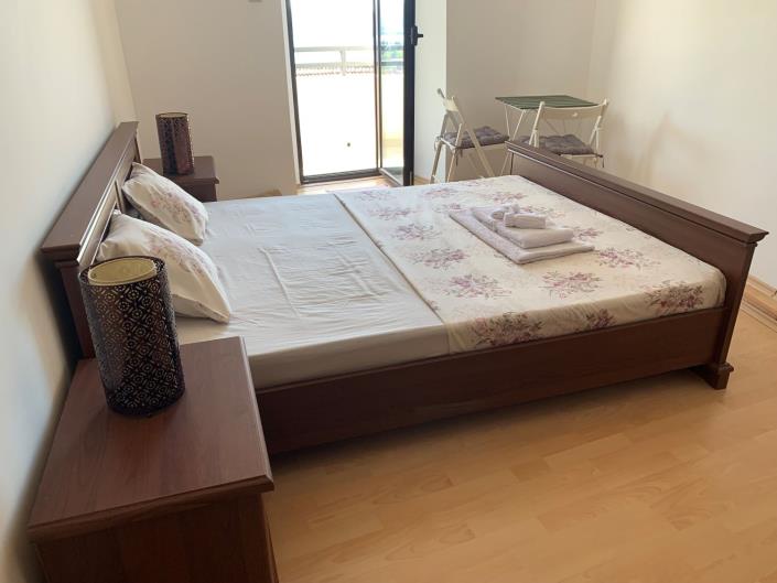 Image No.5-2 Bed House for sale