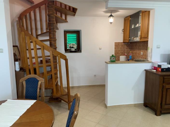 Image No.9-2 Bed House for sale
