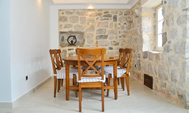 Image No.14-4 Bed Villa / Detached for sale