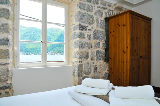 Image No.18-4 Bed Villa / Detached for sale