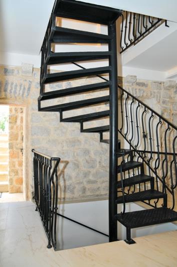 Image No.23-4 Bed Villa / Detached for sale