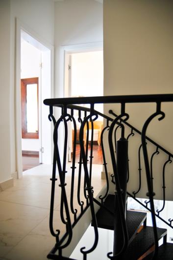 Image No.34-4 Bed Villa / Detached for sale