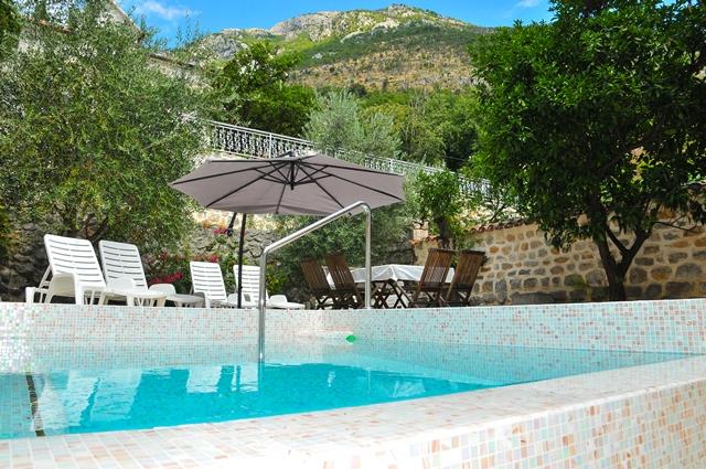 Image No.42-4 Bed Villa / Detached for sale