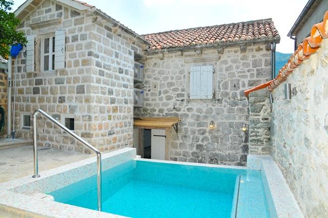 Image No.46-4 Bed Villa / Detached for sale