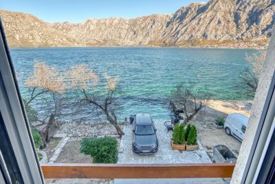 1642500301-stone-villa-for-sale-in-kotor-22