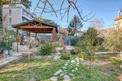 1642500354-stone-villa-for-sale-in-kotor-27