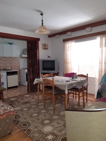 Image No.18-6 Bed House for sale