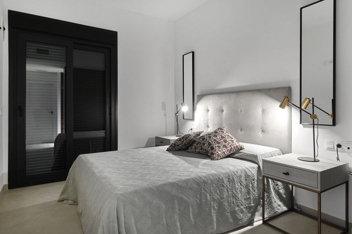 Image No.23-2 Bed Property for sale
