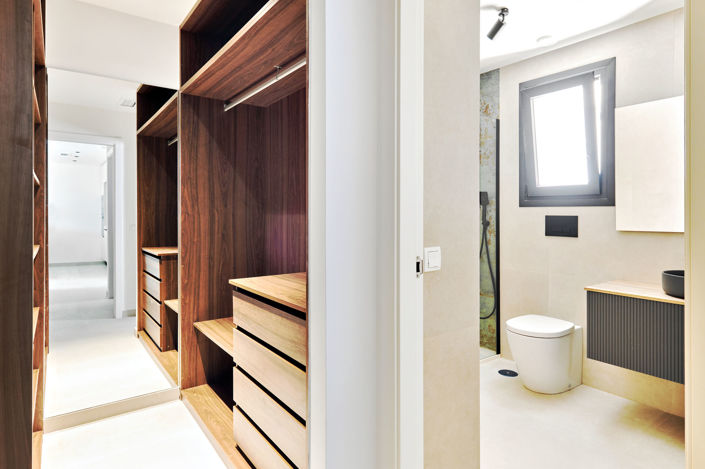Image No.27-2 Bed Property for sale