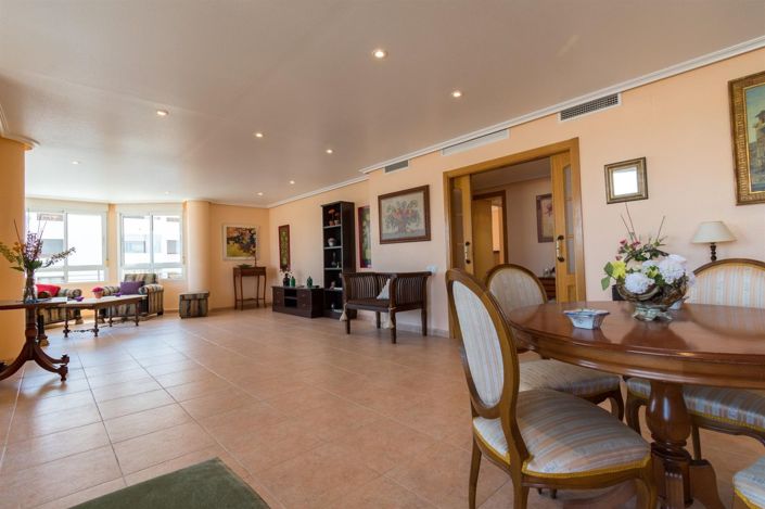 Image No.1-Appartement de 5 chambres à vendre à Torrevieja