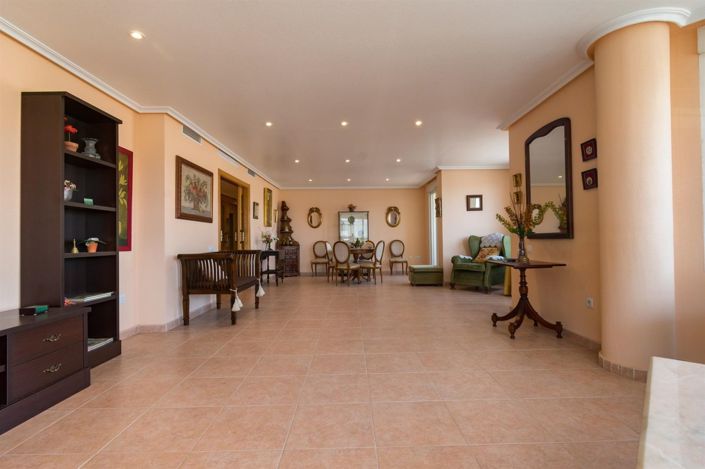 Image No.2-Appartement de 5 chambres à vendre à Torrevieja