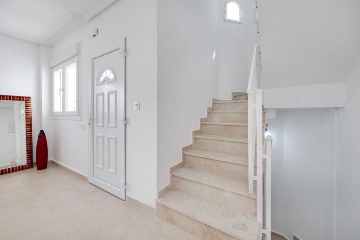 Image No.9-3 Bed Villa for sale