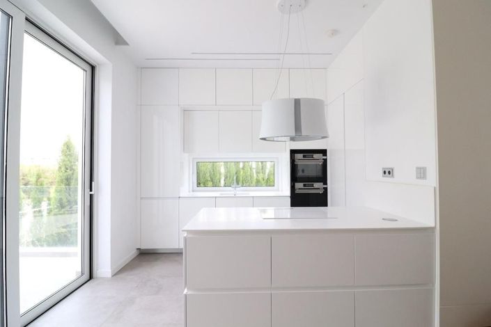 Image No.2-3 Bed Villa for sale