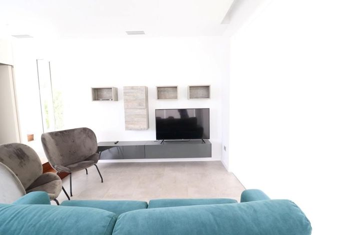 Image No.6-3 Bed Villa for sale