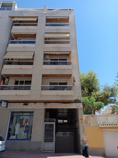 Image No.1-Appartement de 2 chambres à vendre à Torrevieja