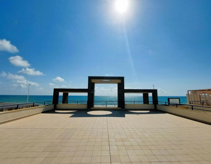 Image No.33-2 Bed Apartment for sale