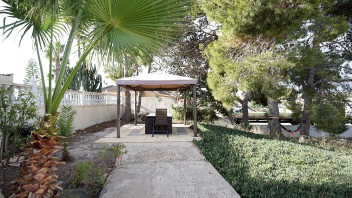 Image No.4-4 Bed Villa for sale