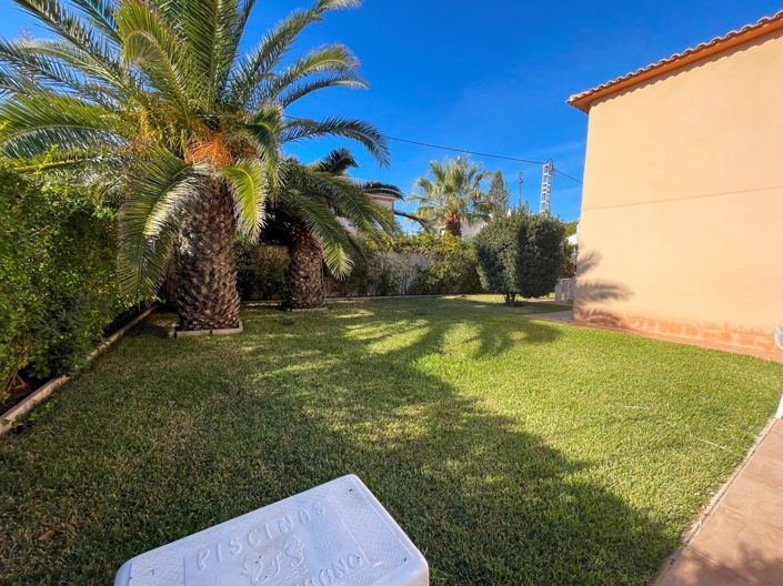 Image No.4-7 Bed Villa for sale