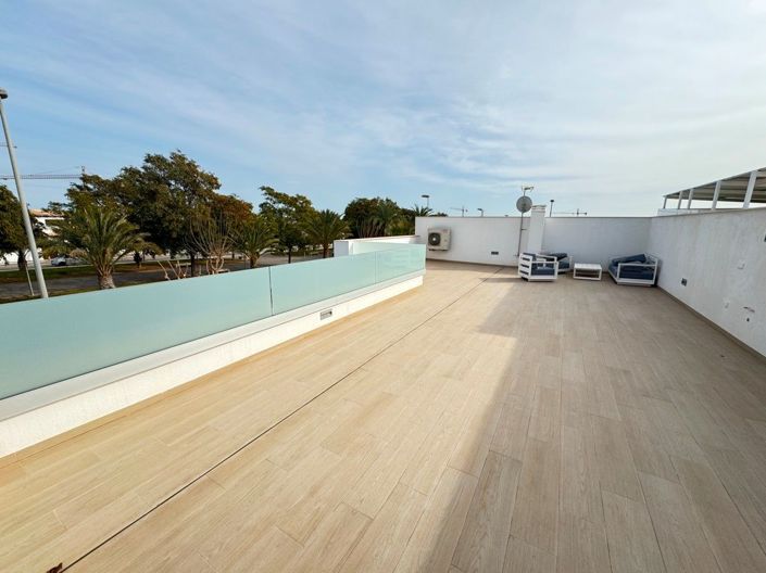 Image No.12-3 Bed Villa for sale