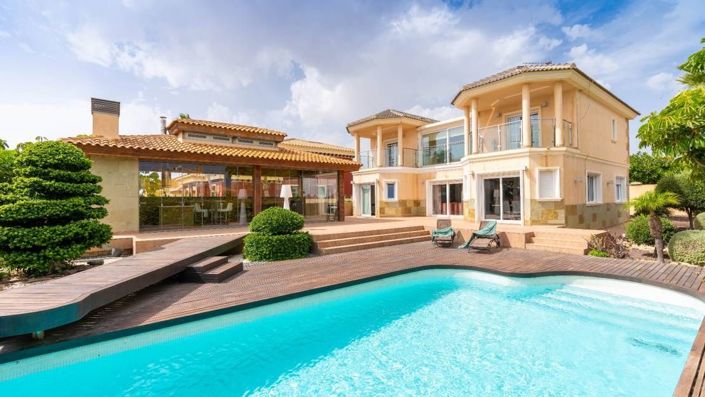 Image No.1-Villa de 4 chambres à vendre à Torrevieja