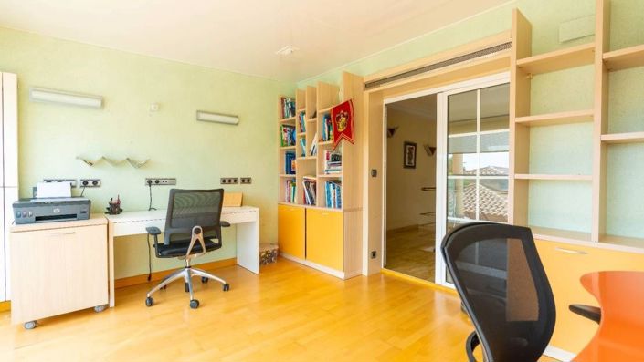 Image No.25-Villa de 4 chambres à vendre à Torrevieja